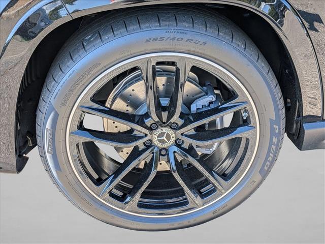 2026 Mercedes-Benz GLS 580 Image 8 of 19