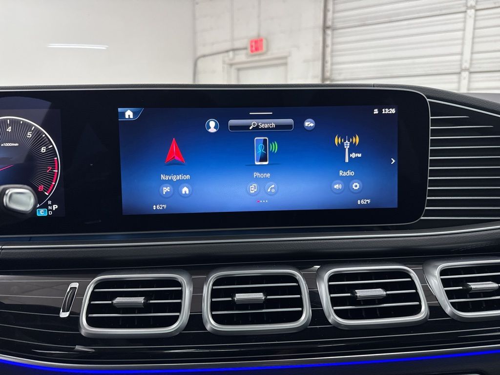 2026 Mercedes-Benz GLS 580 Image 30 of 39