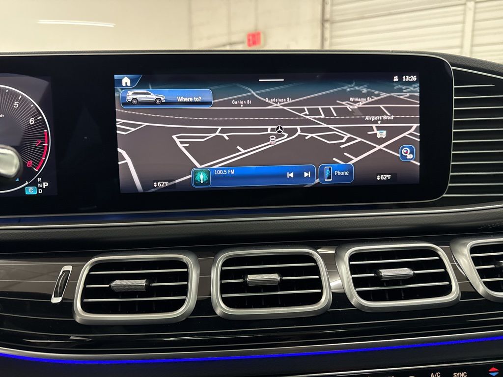 2026 Mercedes-Benz GLS 580 Image 28 of 39