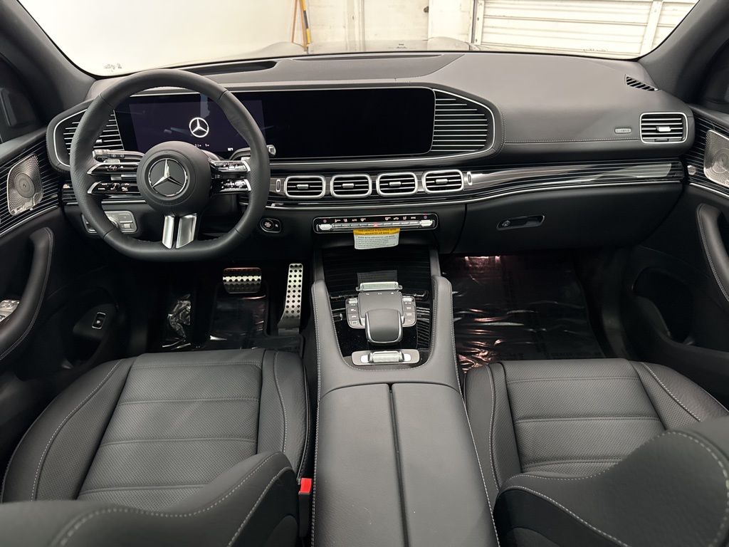 2026 Mercedes-Benz GLS 580 Image 24 of 39