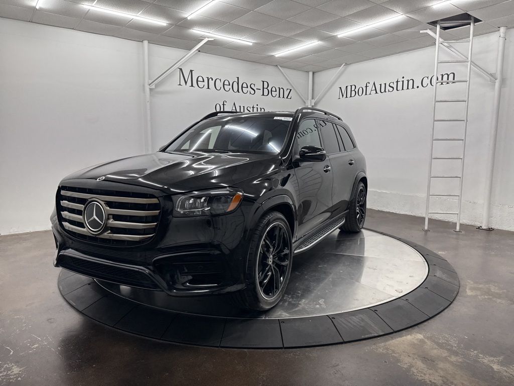 2026 Mercedes-Benz GLS 580 Image 1 of 39