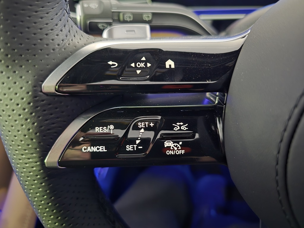 2026 Mercedes-Benz GLS 580 Image 30 of 33