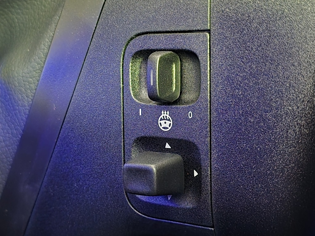 2026 Mercedes-Benz GLS 580 Image 21 of 33