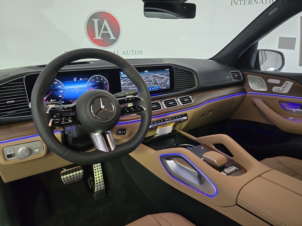 2026 Mercedes-Benz GLS 580 Image 12 of 33