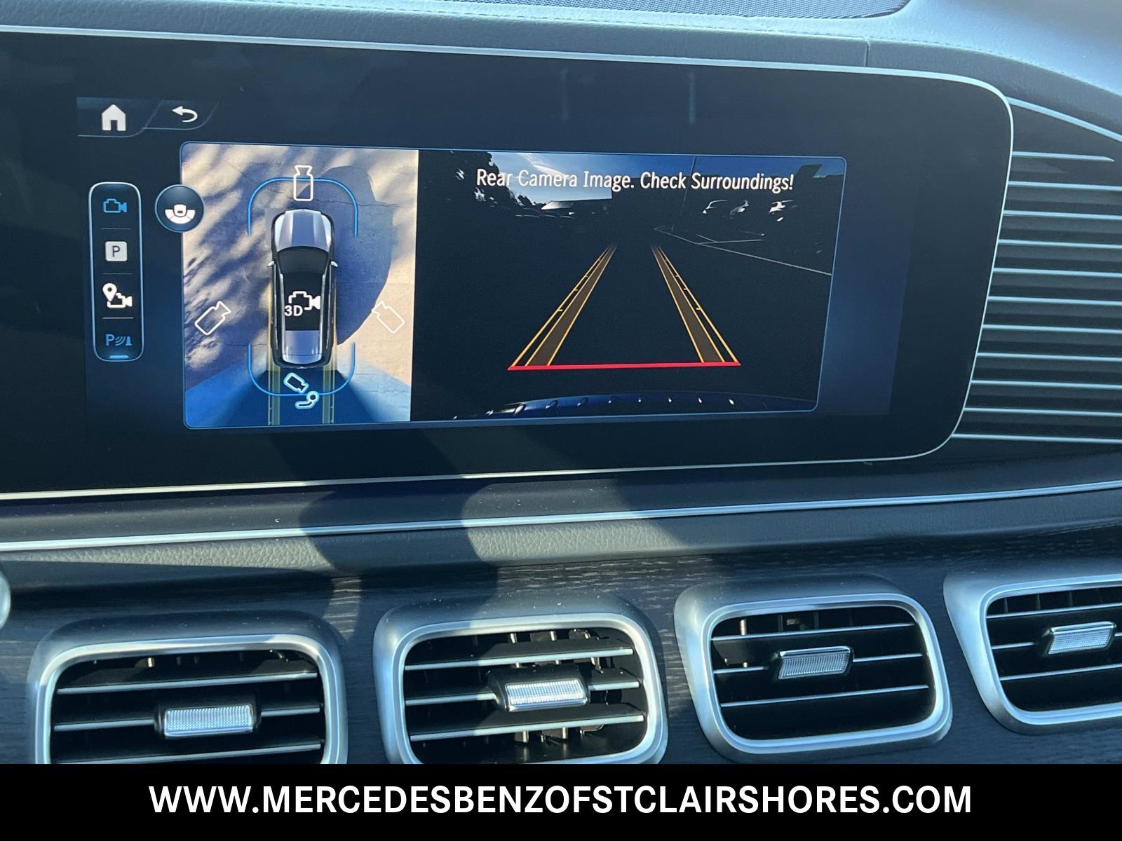 2026 Mercedes-Benz GLS 580 Image 19 of 37