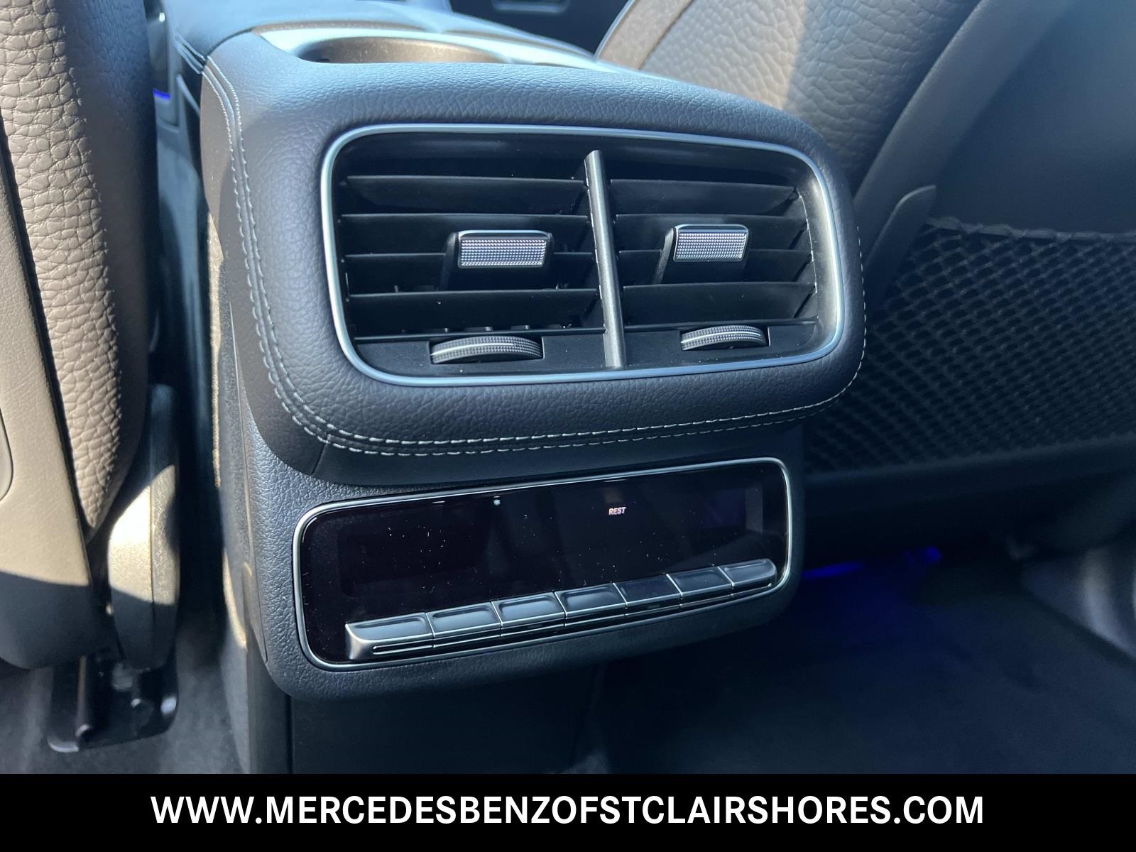 2026 Mercedes-Benz GLS 580 Image 35 of 37