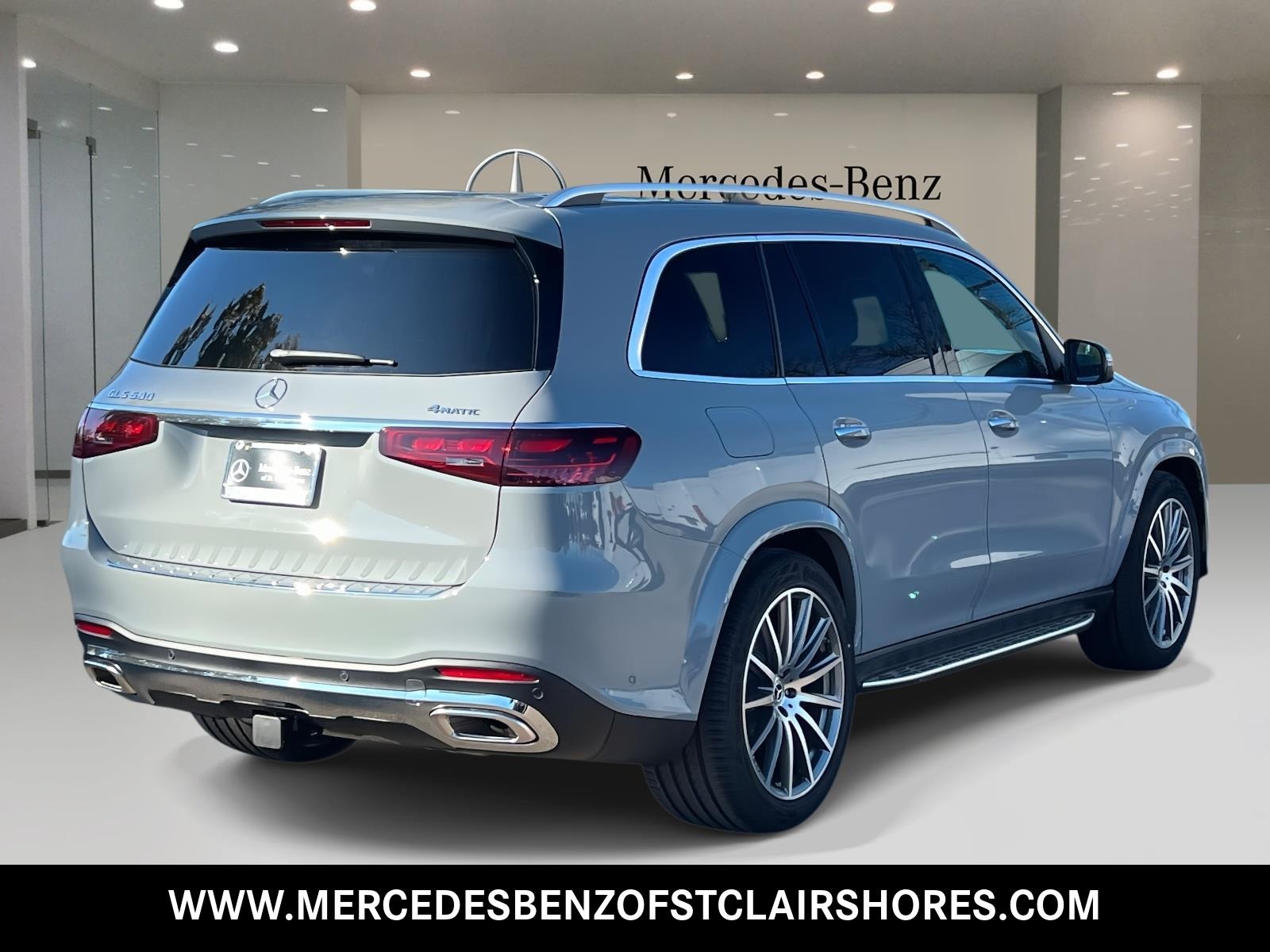2026 Mercedes-Benz GLS 580 Image 5 of 37