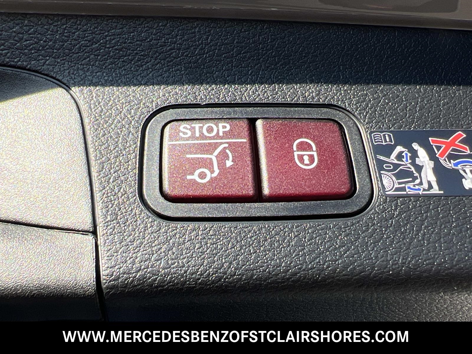 2026 Mercedes-Benz GLS 580 Image 22 of 37