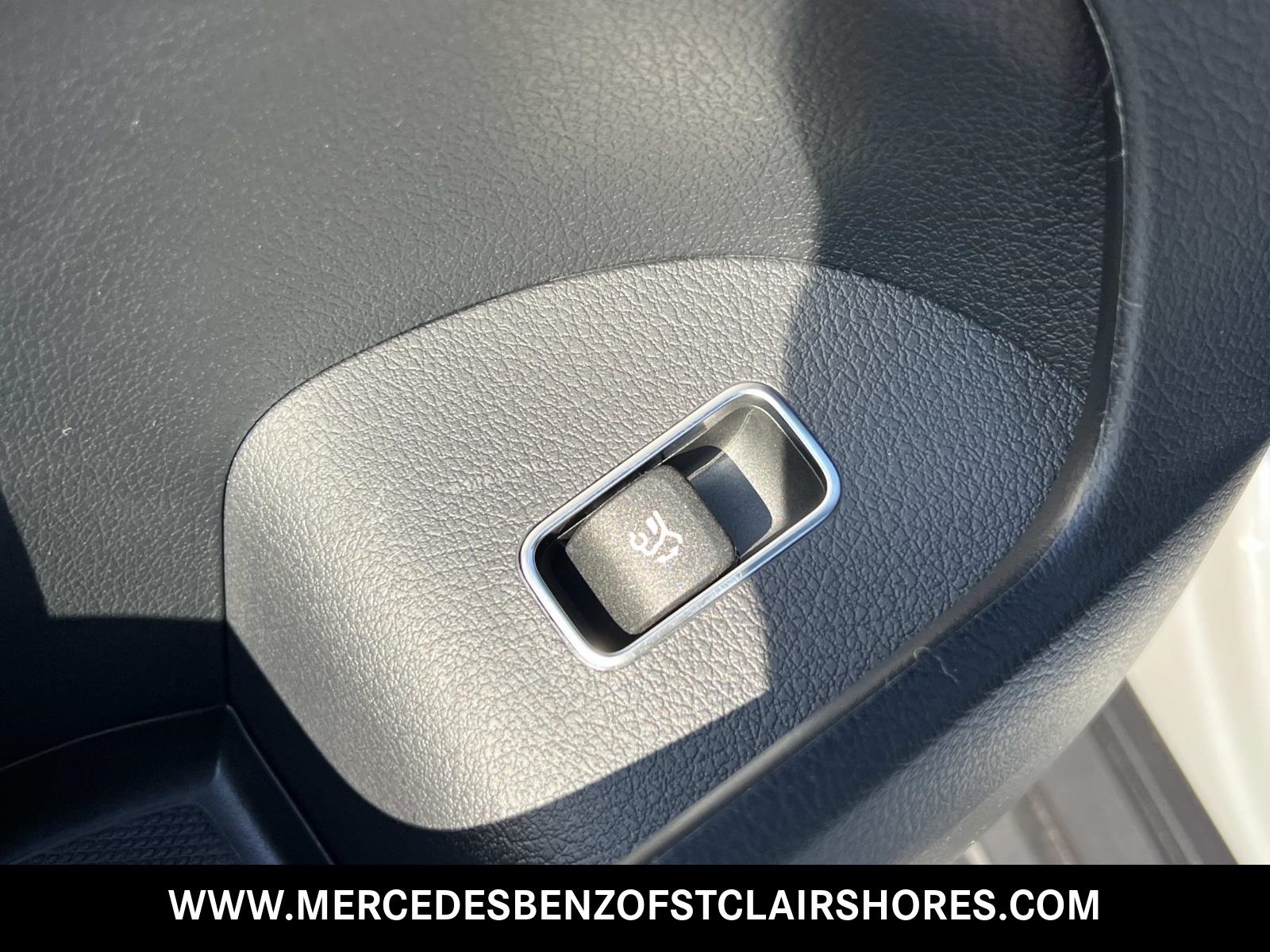 2026 Mercedes-Benz GLS 580 Image 27 of 37