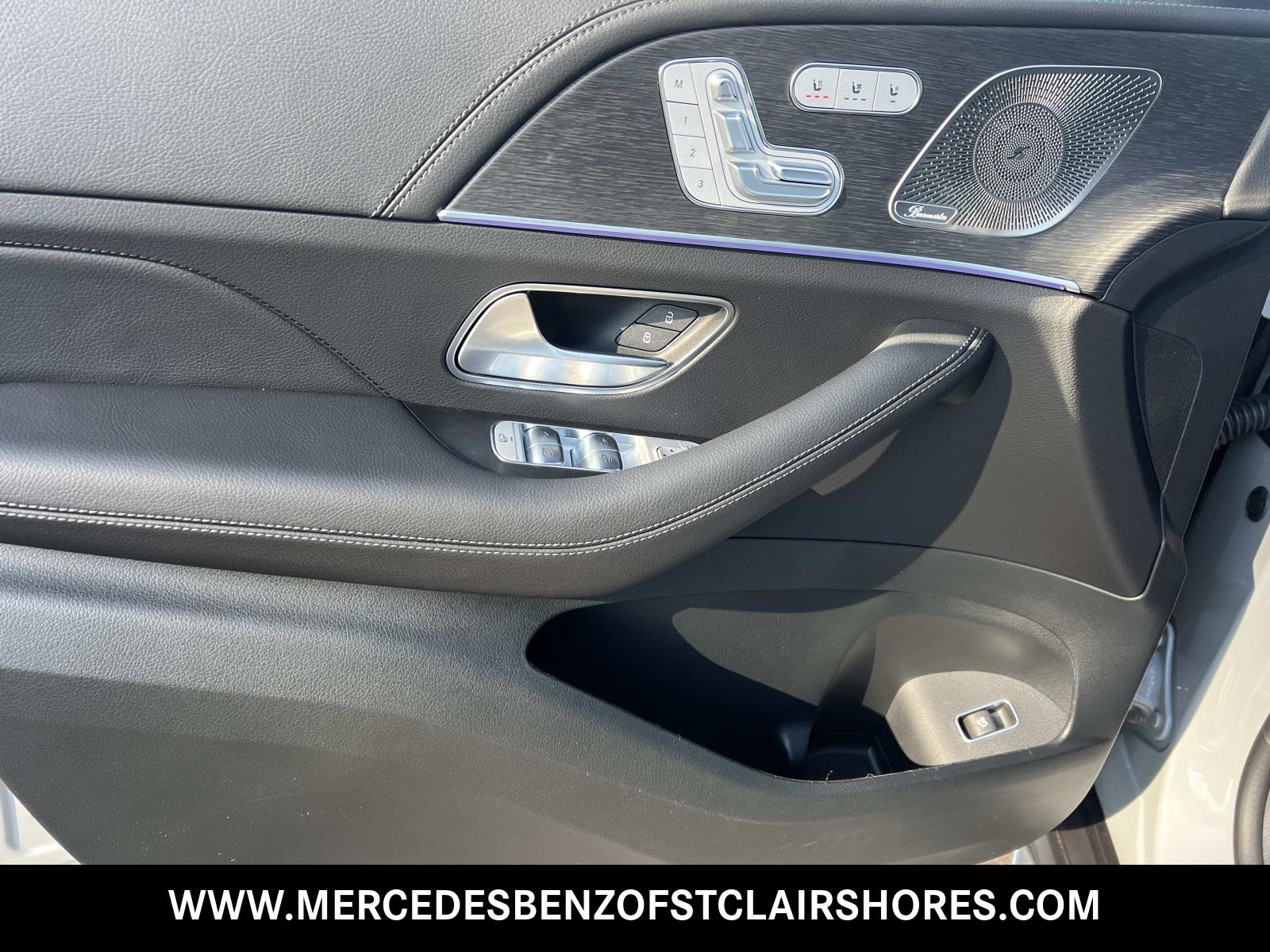 2026 Mercedes-Benz GLS 580 Image 20 of 37