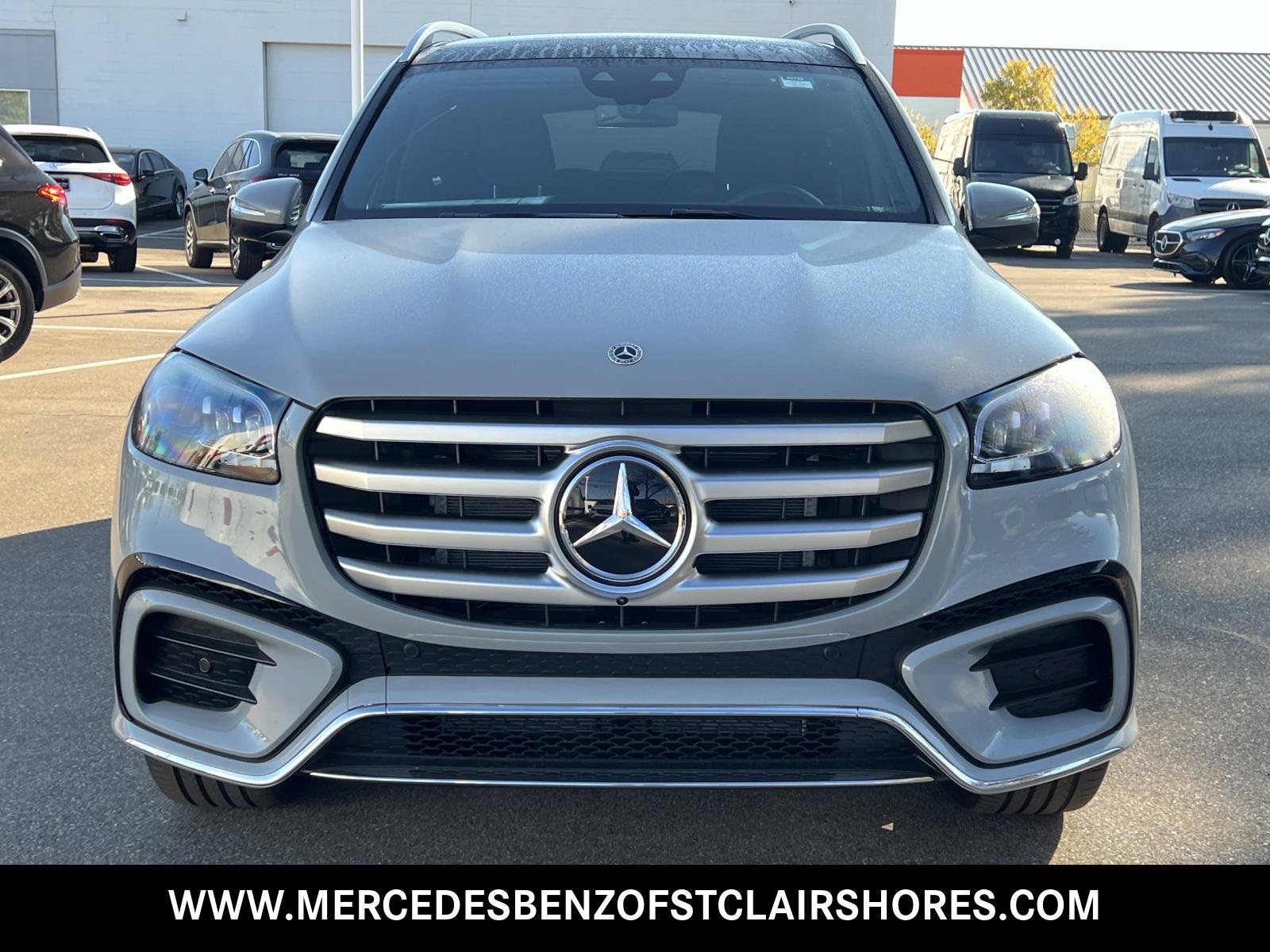 2026 Mercedes-Benz GLS 580 Image 2 of 37