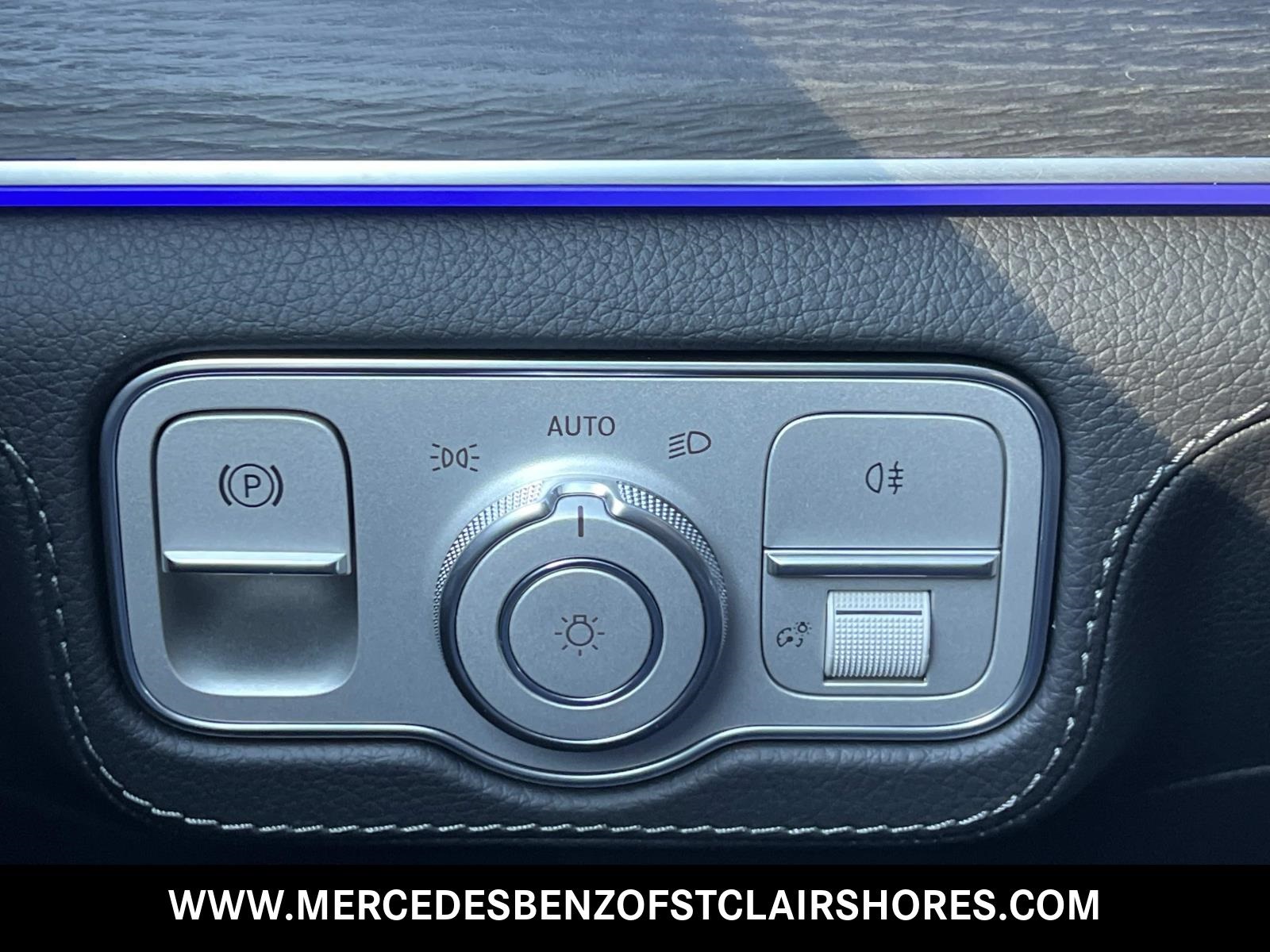 2026 Mercedes-Benz GLS 580 Image 21 of 37