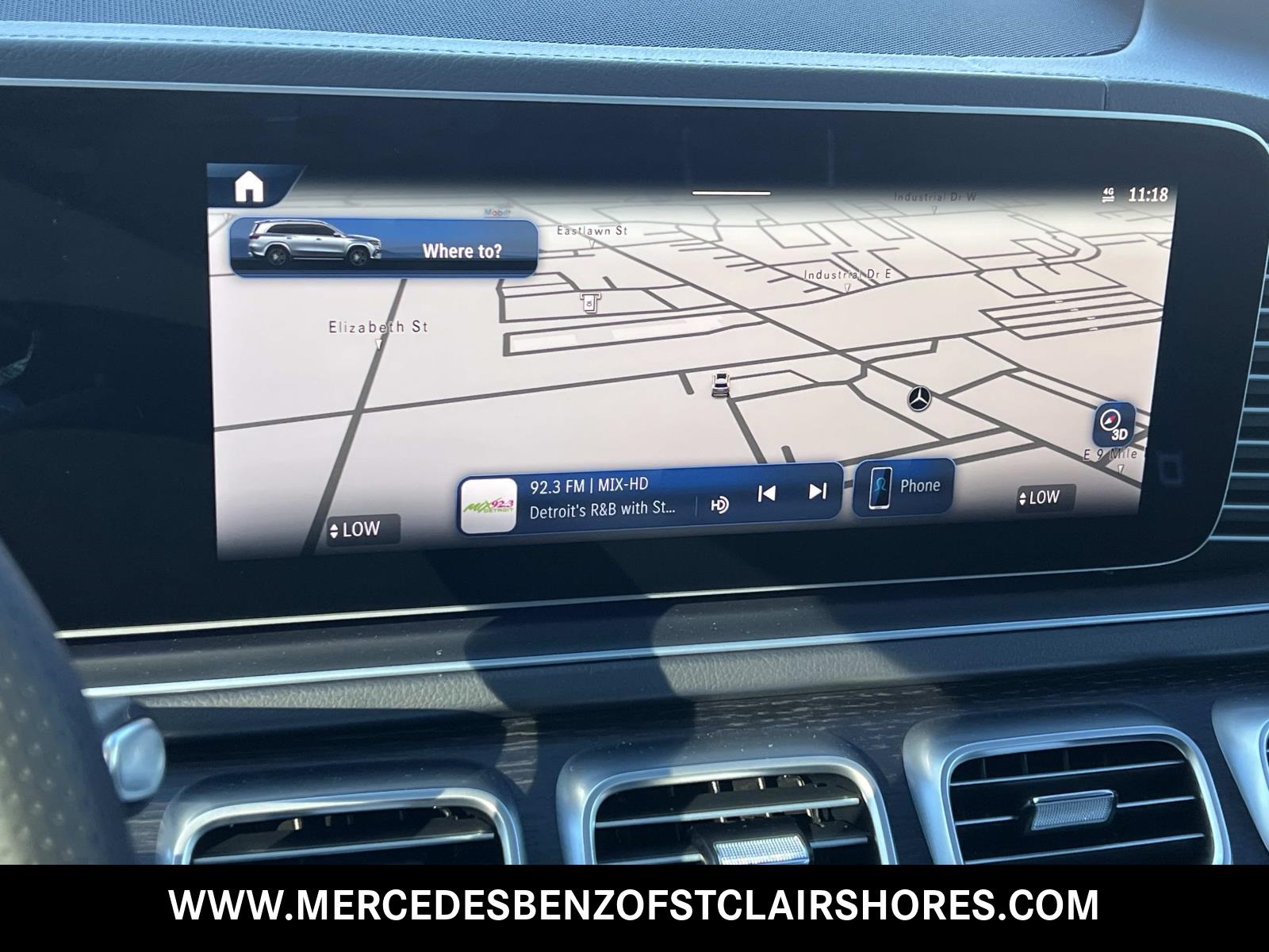 2026 Mercedes-Benz GLS 580 Image 18 of 37