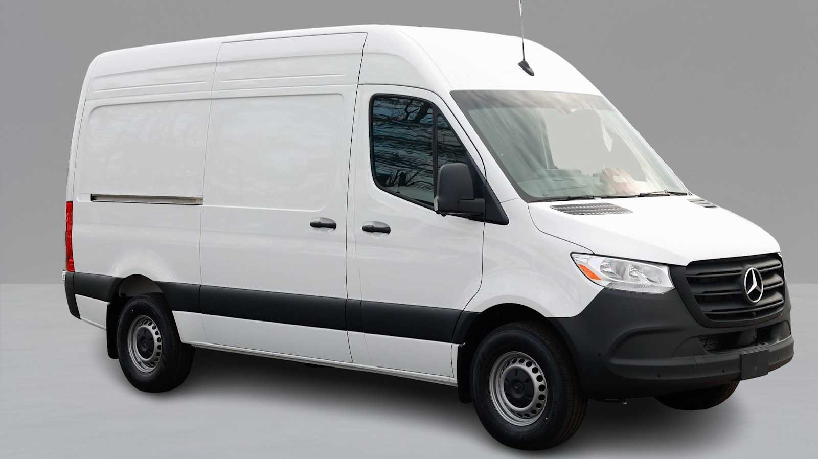 2026 Mercedes-Benz Sprinter Base Image 3 of 34