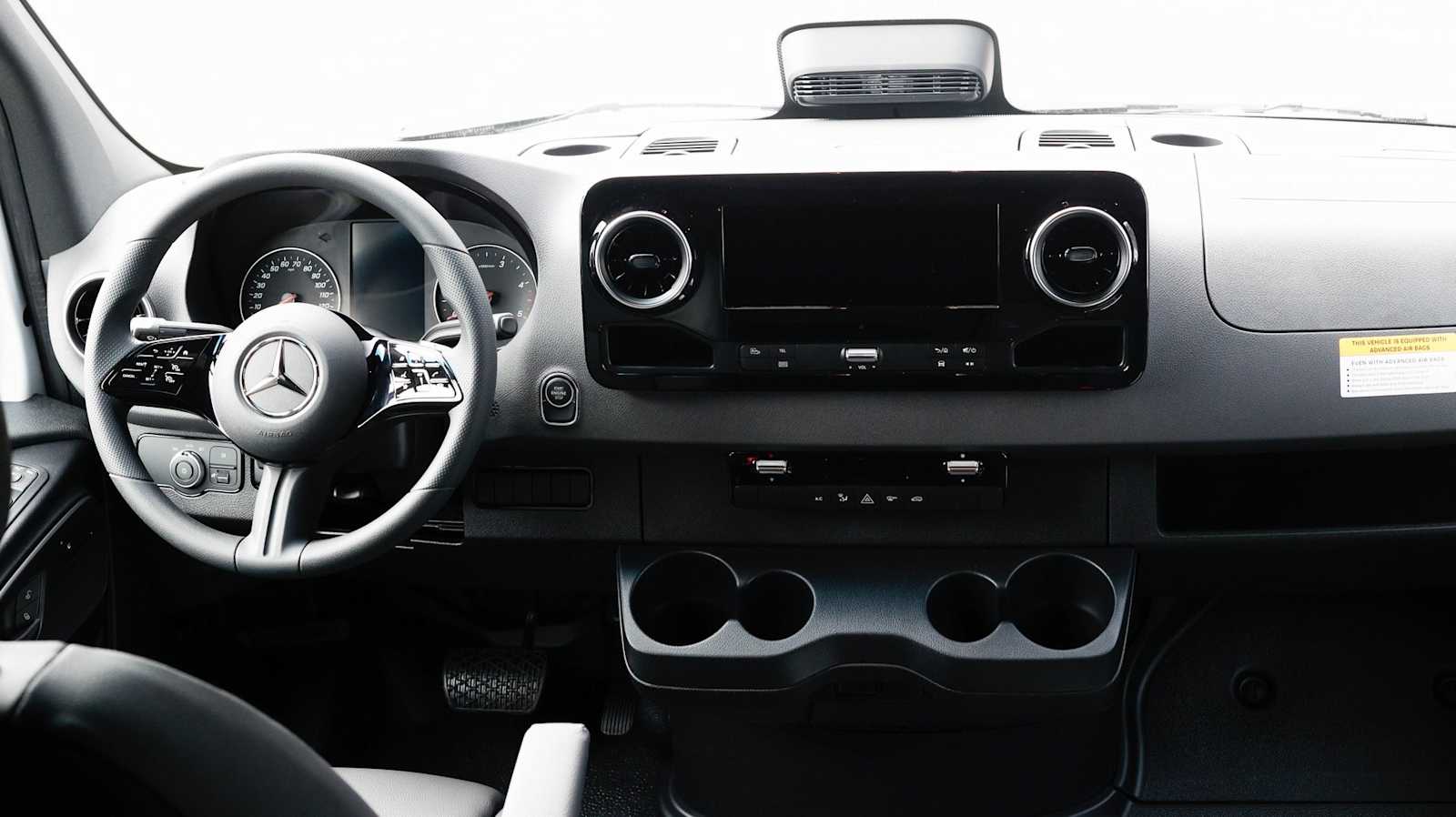 2026 Mercedes-Benz Sprinter Base Image 10 of 34