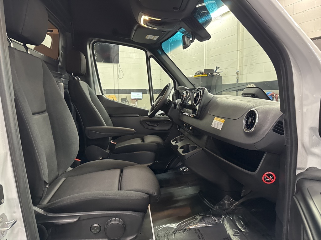 2026 Mercedes-Benz Sprinter Base Image 18 of 35