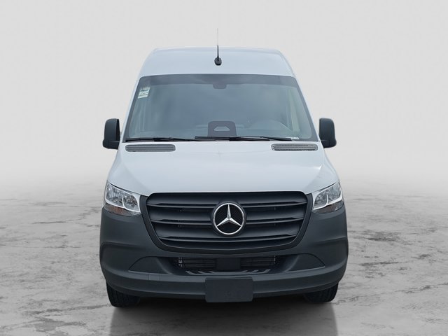 2026 Mercedes-Benz Sprinter Base Image 2 of 31