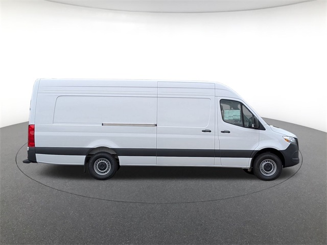 2026 Mercedes-Benz Sprinter Base Image 4 of 16
