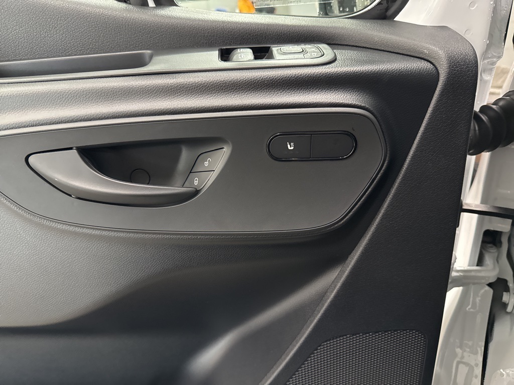 2026 Mercedes-Benz Sprinter Base Image 14 of 33