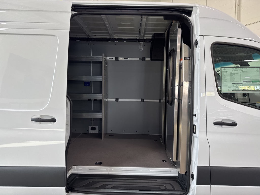 2026 Mercedes-Benz Sprinter Base Image 31 of 33