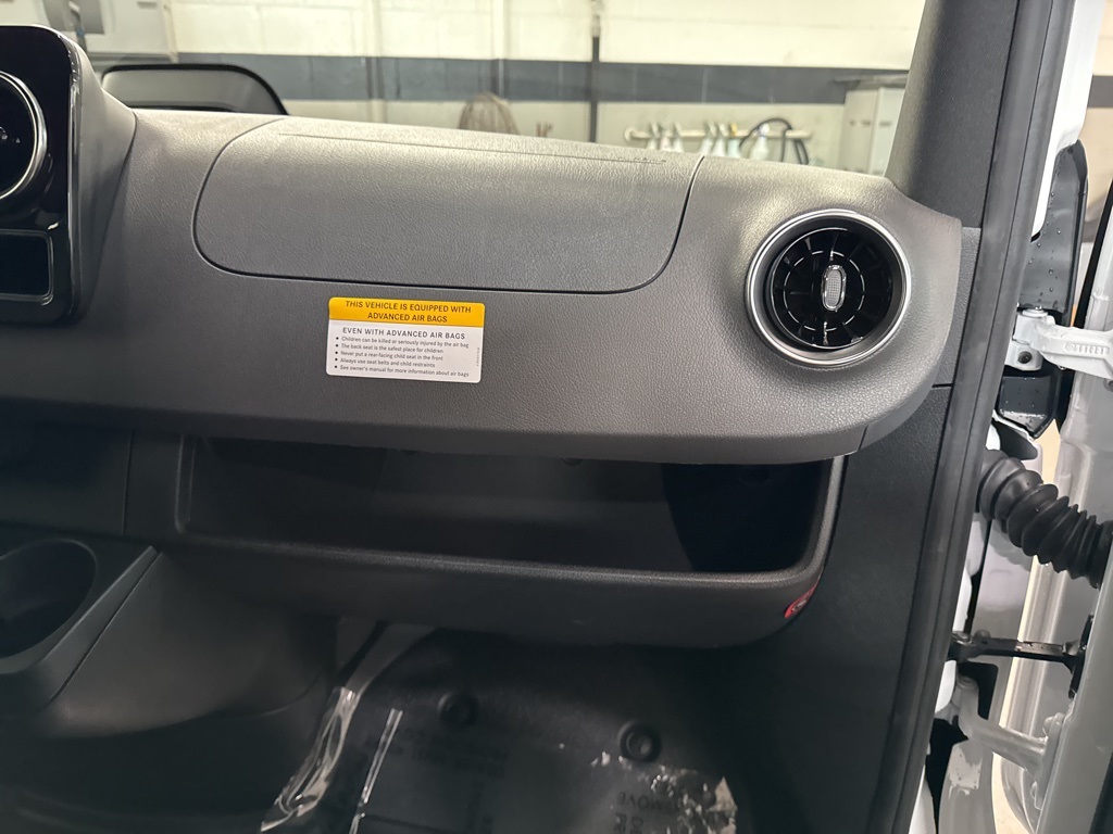 2026 Mercedes-Benz Sprinter Base Image 26 of 33