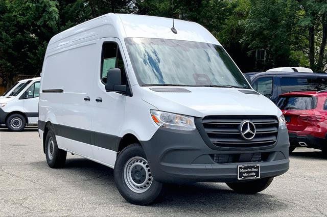 2026 Mercedes-Benz Sprinter Base Image 1 of 37