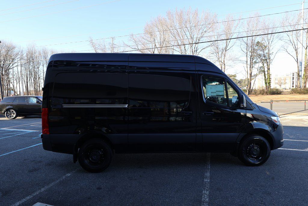 2026 Mercedes-Benz Sprinter Base Image 3 of 8