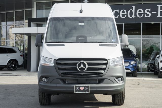 2026 Mercedes-Benz Sprinter Base Image 2 of 42