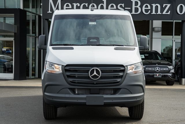 2026 Mercedes-Benz Sprinter Base Image 2 of 40