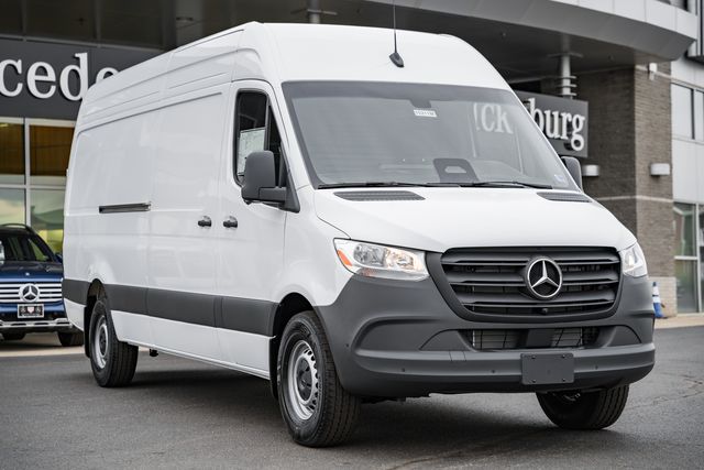 2026 Mercedes-Benz Sprinter Base Image 3 of 42