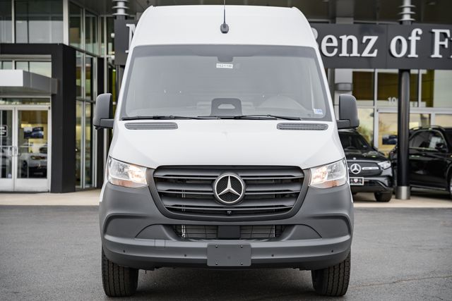 2026 Mercedes-Benz Sprinter Base Image 2 of 42