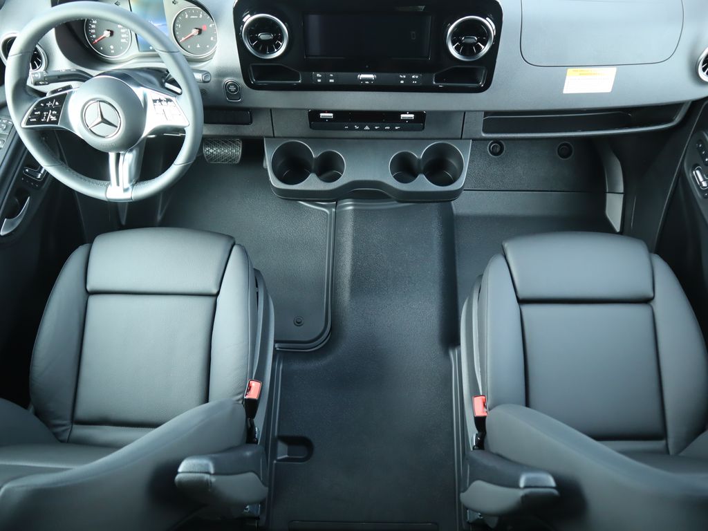 2026 Mercedes-Benz Sprinter Base Image 35 of 36