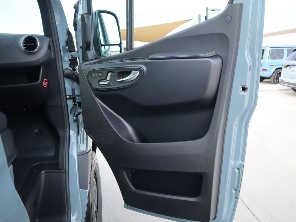 2026 Mercedes-Benz Sprinter Base Image 32 of 36