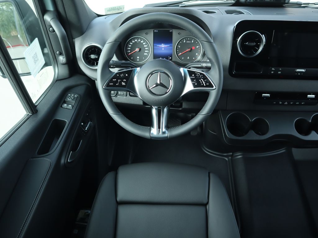 2026 Mercedes-Benz Sprinter Base Image 18 of 36