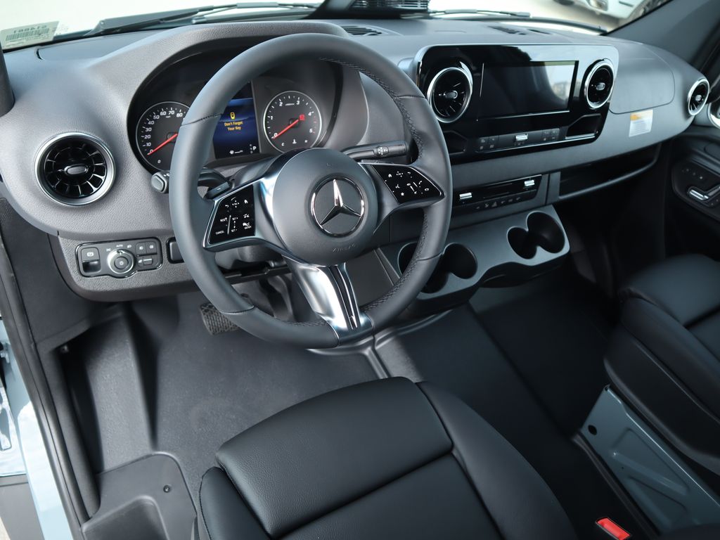 2026 Mercedes-Benz Sprinter Base Image 17 of 36