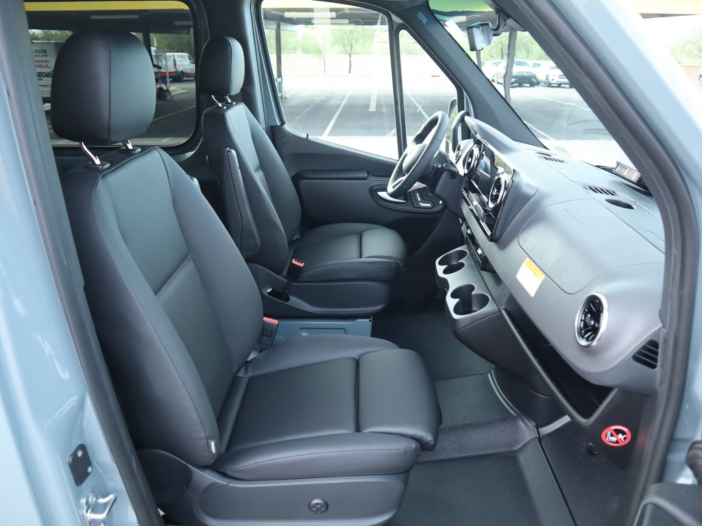2026 Mercedes-Benz Sprinter Base Image 14 of 36