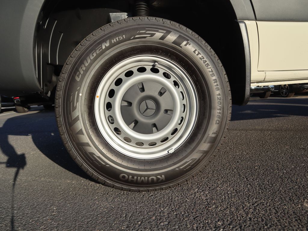 2026 Mercedes-Benz Sprinter Base Image 11 of 40