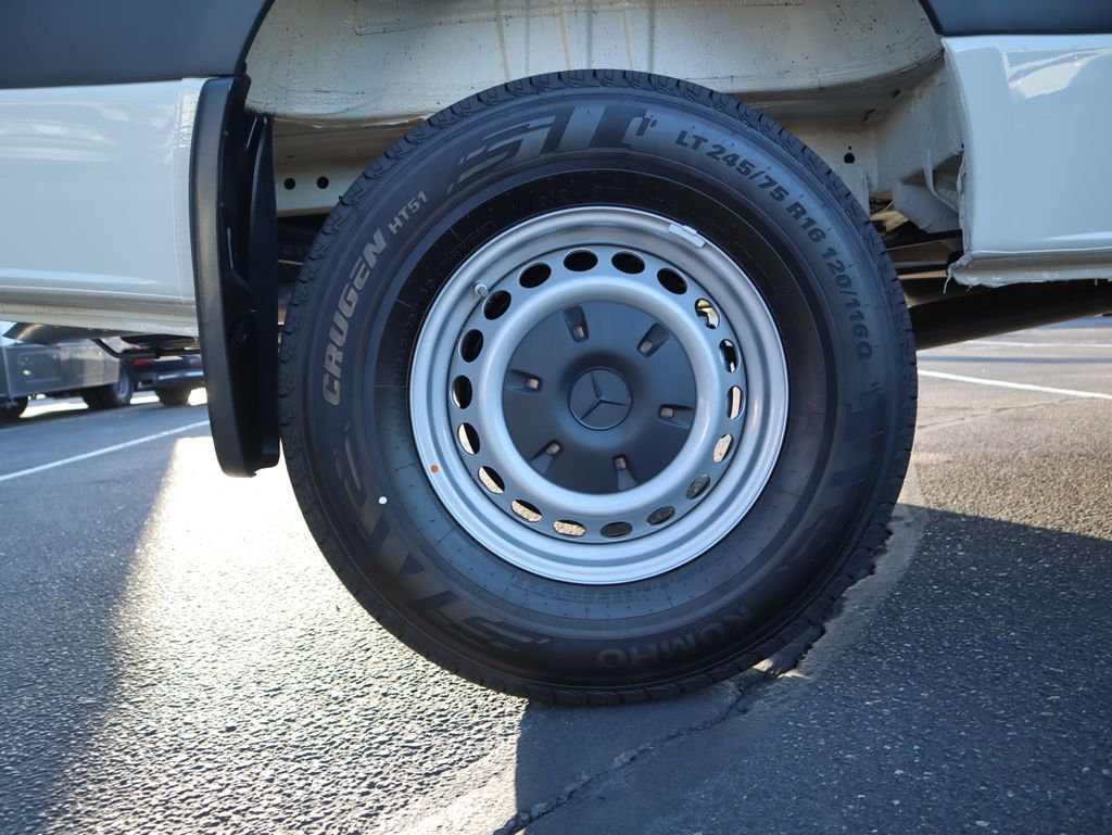2026 Mercedes-Benz Sprinter Base Image 12 of 40