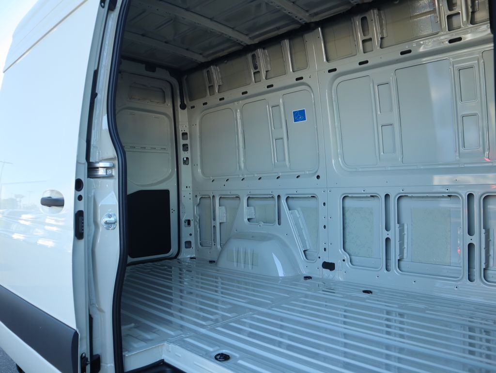 2026 Mercedes-Benz Sprinter Base Image 16 of 40