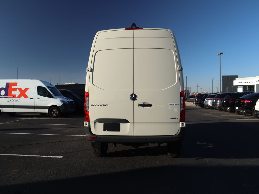 2026 Mercedes-Benz Sprinter Base Image 8 of 40