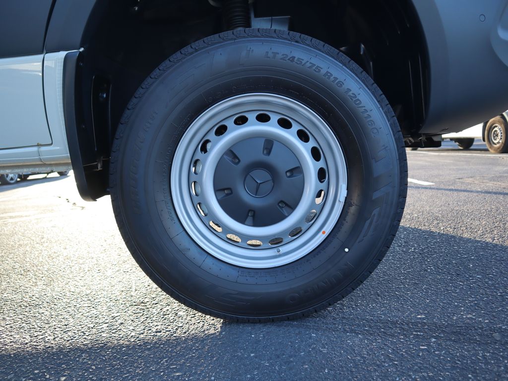 2026 Mercedes-Benz Sprinter Base Image 10 of 40