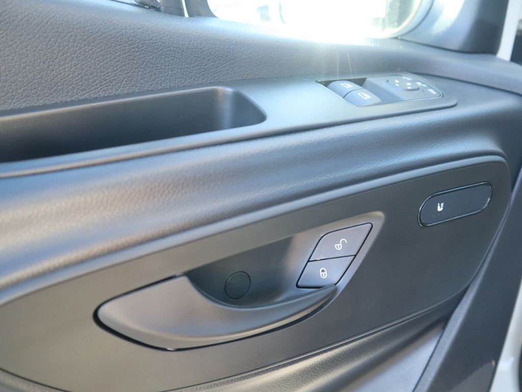 2026 Mercedes-Benz Sprinter Base Image 32 of 40