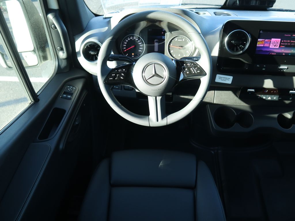 2026 Mercedes-Benz Sprinter Base Image 27 of 40