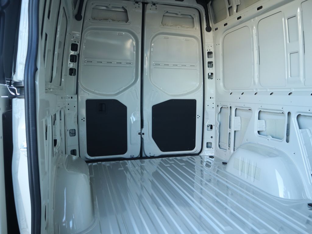 2026 Mercedes-Benz Sprinter Base Image 39 of 40