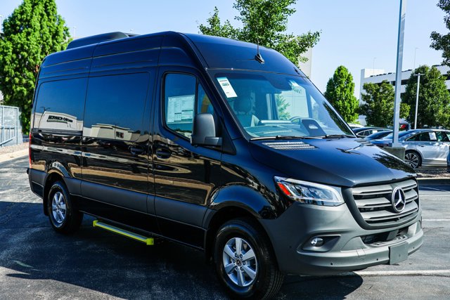 2026 Mercedes-Benz Sprinter Passsenger Image 3 of 25