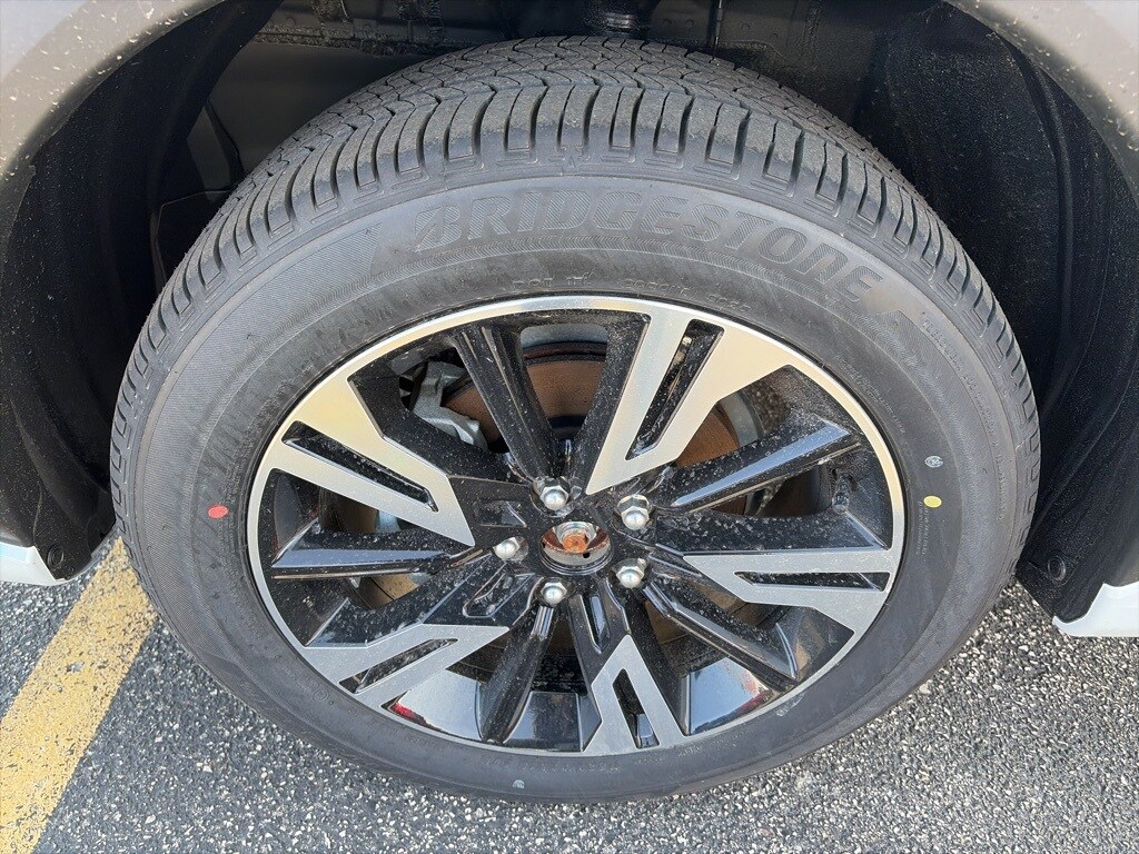 2026 Mitsubishi Eclipse Cross SEL Image 10 of 34