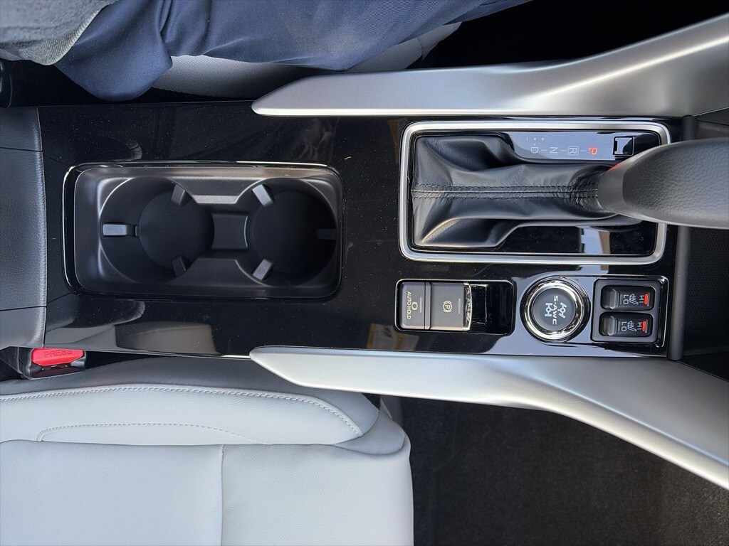 2026 Mitsubishi Eclipse Cross SEL Image 22 of 34