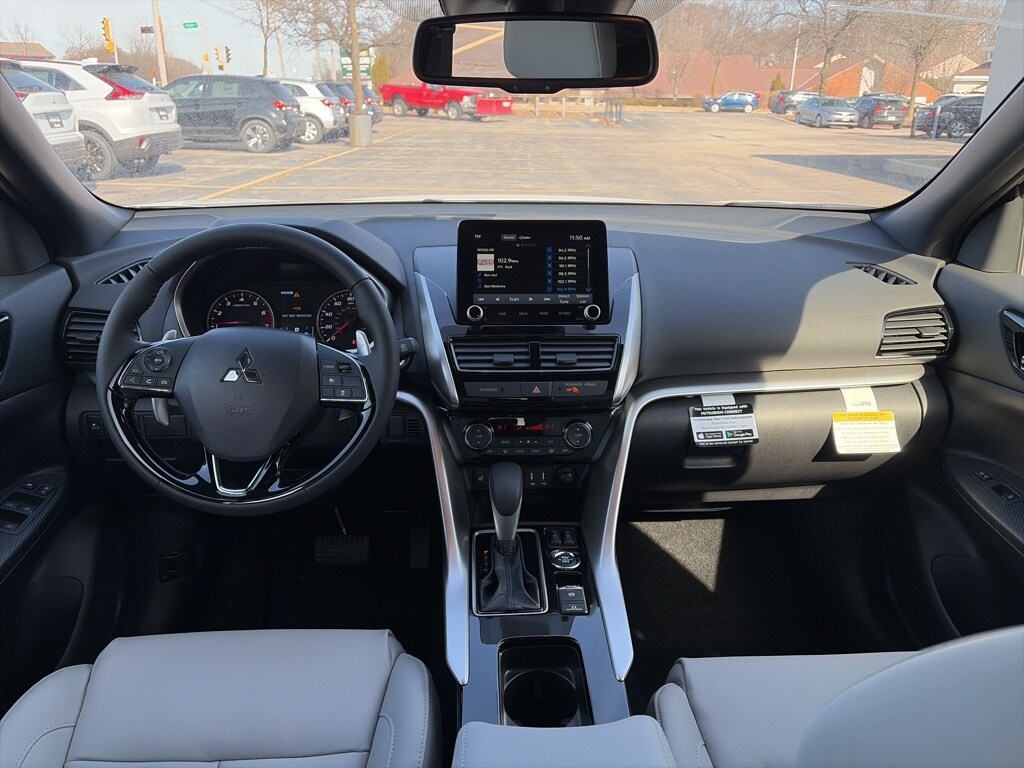 2026 Mitsubishi Eclipse Cross SEL Image 17 of 34