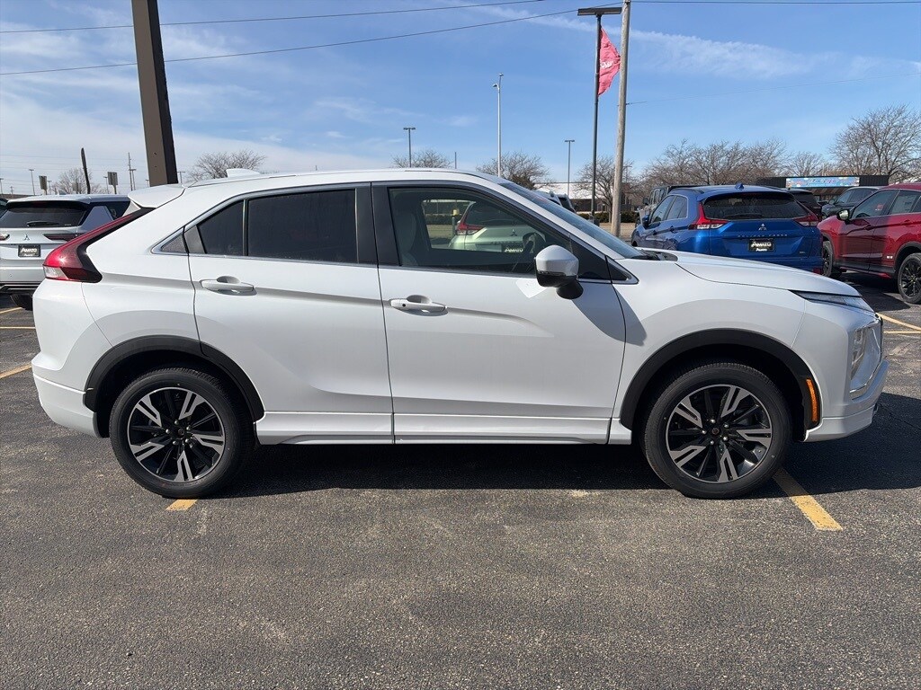2026 Mitsubishi Eclipse Cross SEL Image 4 of 34