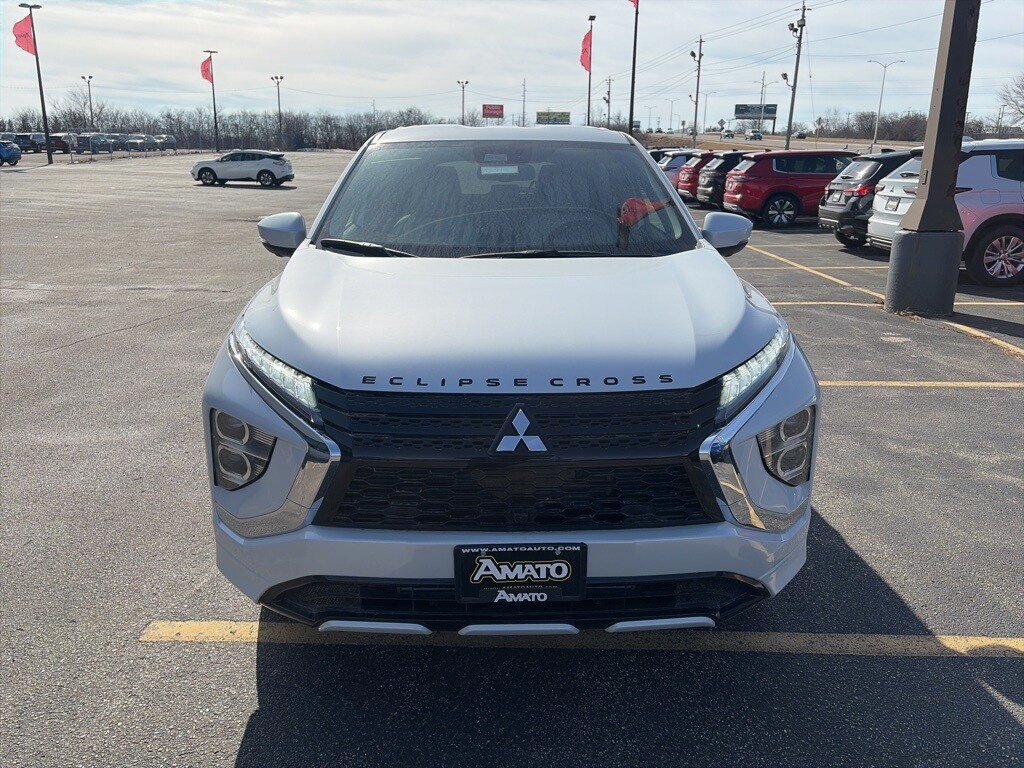 2026 Mitsubishi Eclipse Cross SEL Image 2 of 34